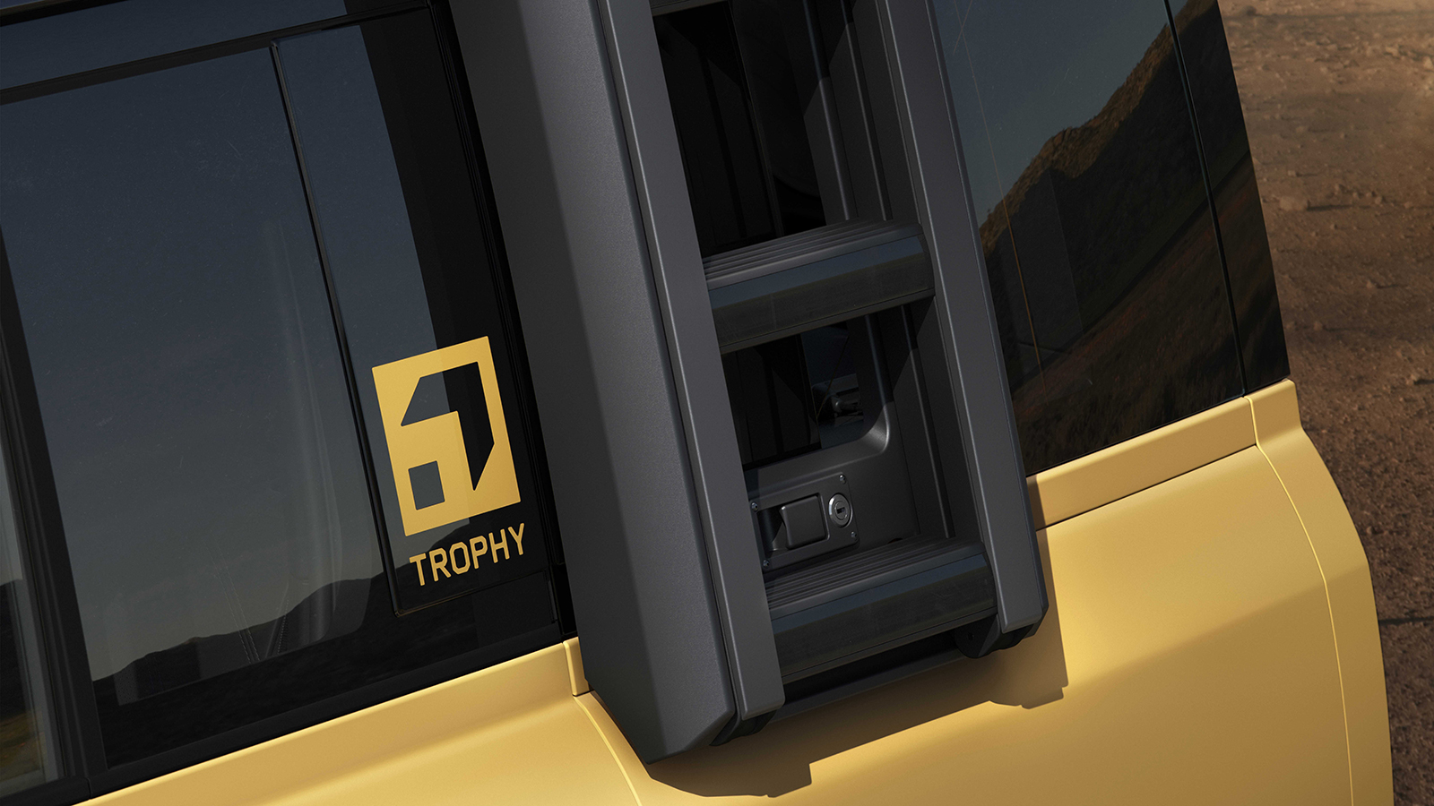 To νέο Land Rover Defender Trophy Edition φτιάχτηκε για περιπέτεια 